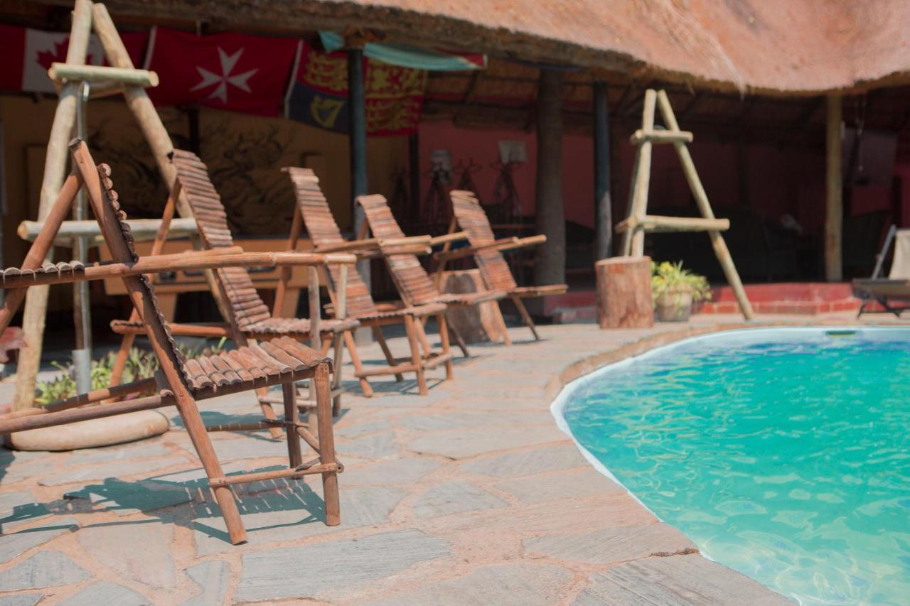 Lusaka Backpackers Hostel Ngoại thất bức ảnh
