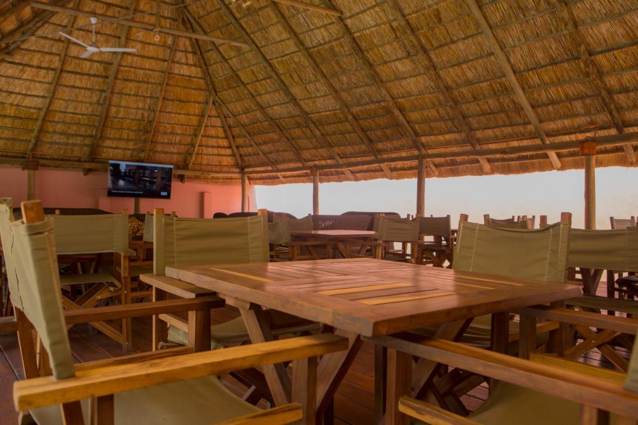 Lusaka Backpackers Hostel Ngoại thất bức ảnh