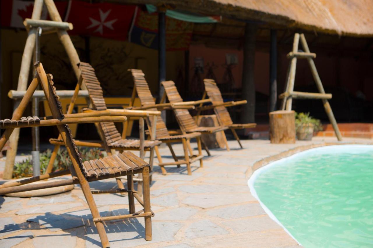 Lusaka Backpackers Hostel Ngoại thất bức ảnh