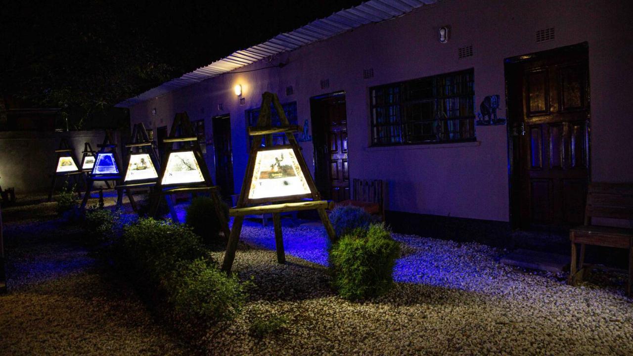 Lusaka Backpackers Hostel Ngoại thất bức ảnh