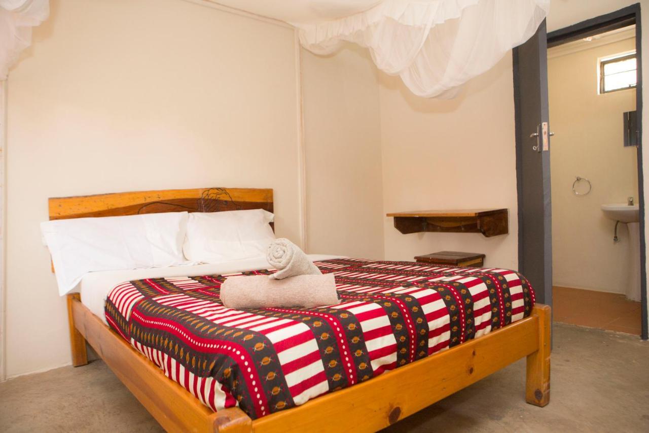 Lusaka Backpackers Hostel Ngoại thất bức ảnh