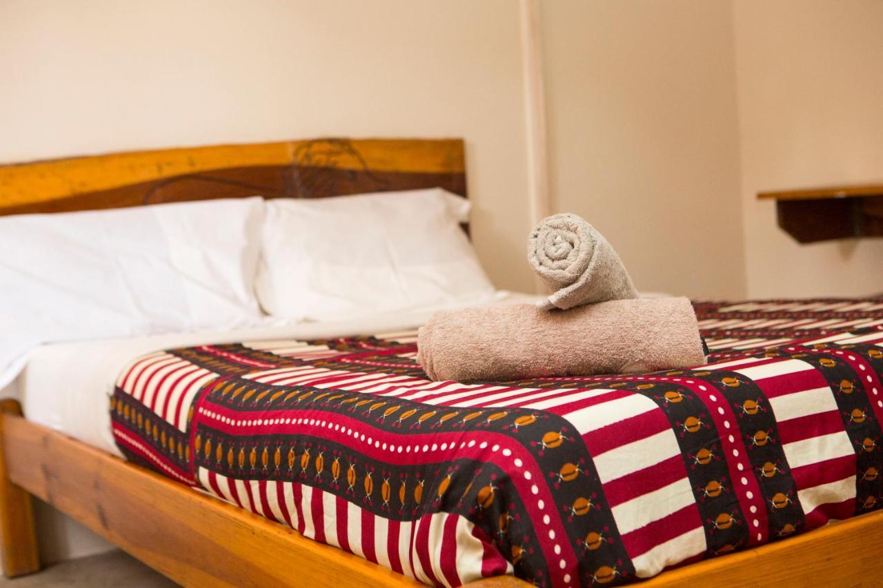 Lusaka Backpackers Hostel Ngoại thất bức ảnh